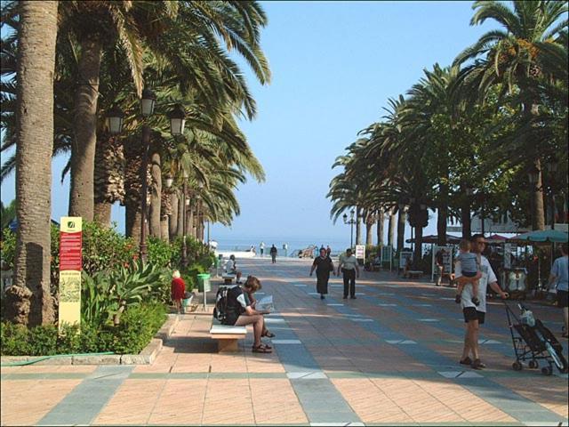 Apartamento Centro Nerja Proxi Playas Ngoại thất bức ảnh