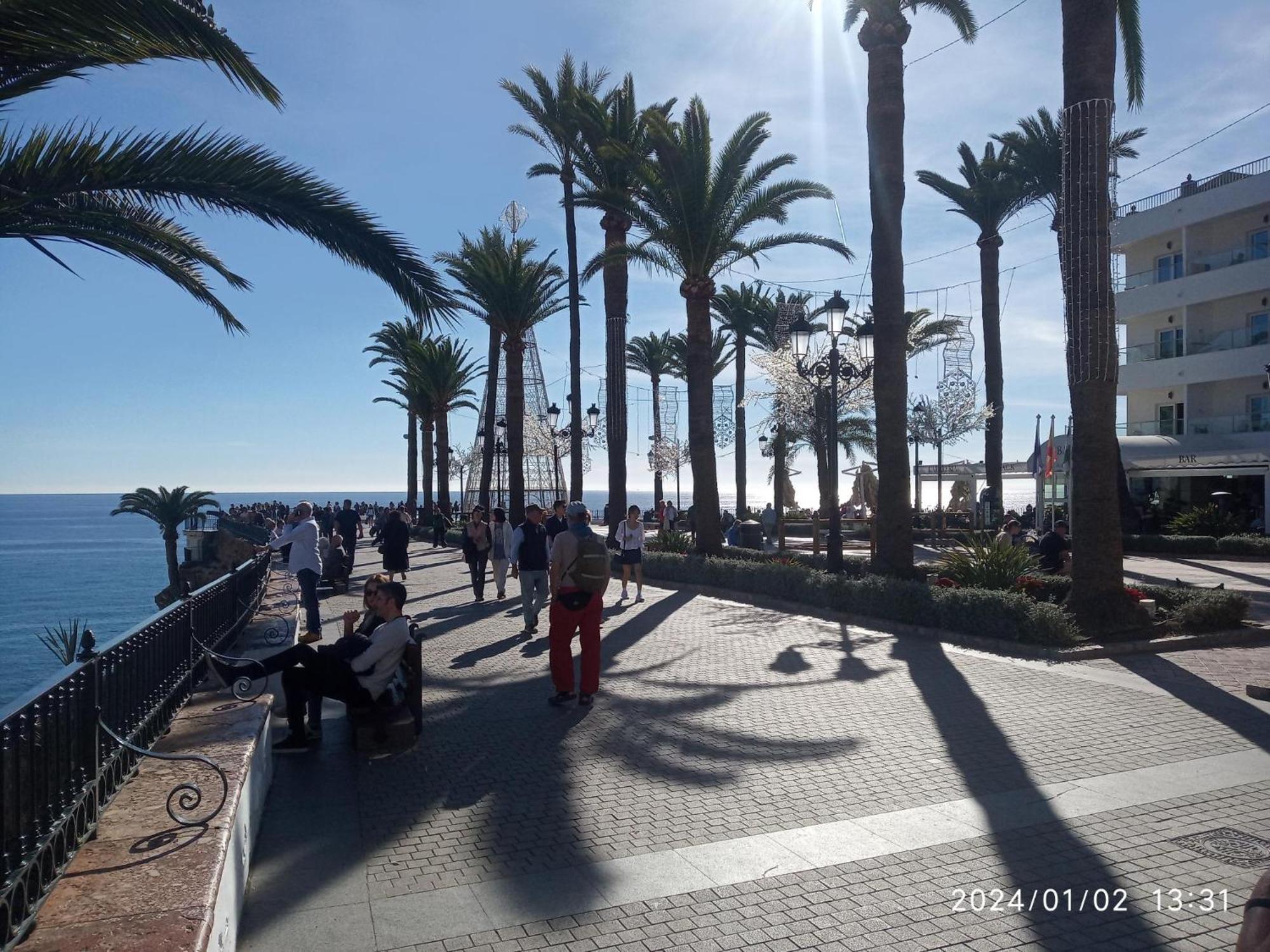 Apartamento Centro Nerja Proxi Playas Ngoại thất bức ảnh